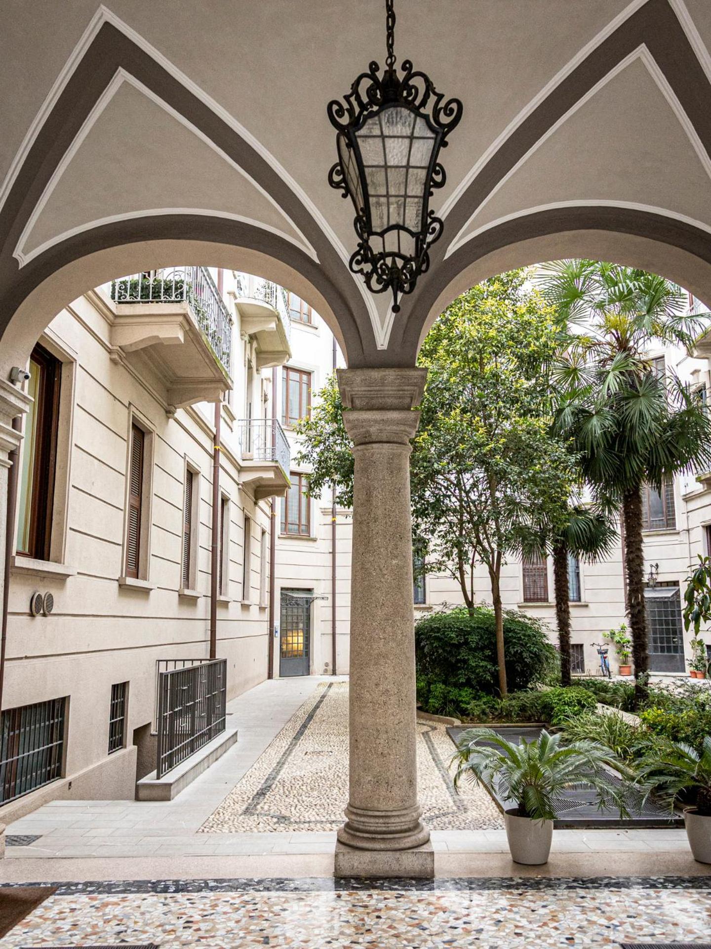 Luxury Sant'Ambrogio Apartment Milão Exterior foto
